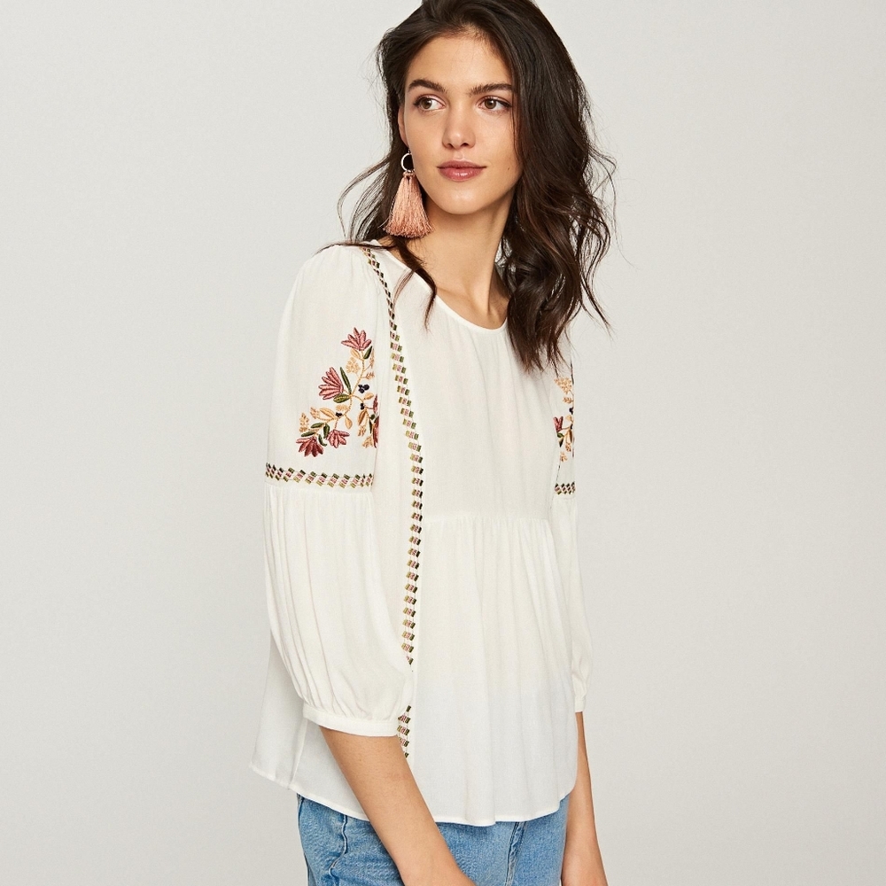 Reserved Ivory Blouse with Embroidered Details SZ XS